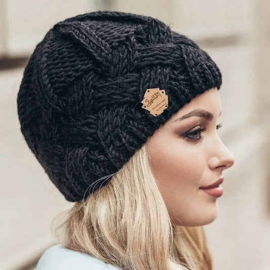 Cecelia - Soft and Fashionable Knitted Beanie