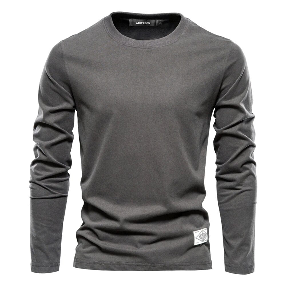 Levi - Classic Long-Sleeved T-Shirt